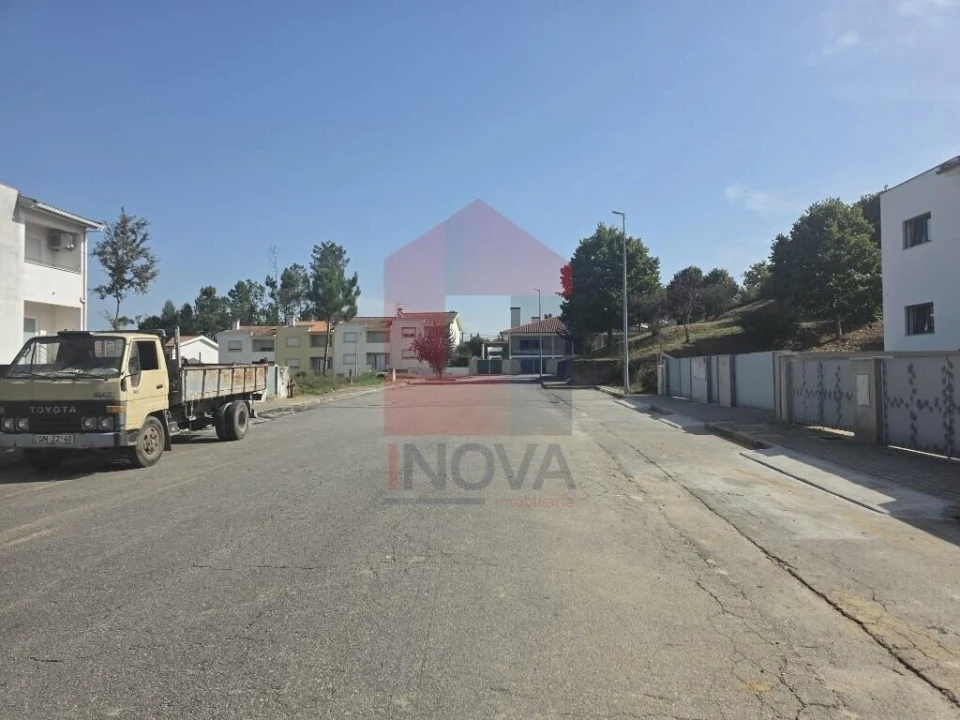 Terreno para Venda em Cabanelas Foto 14