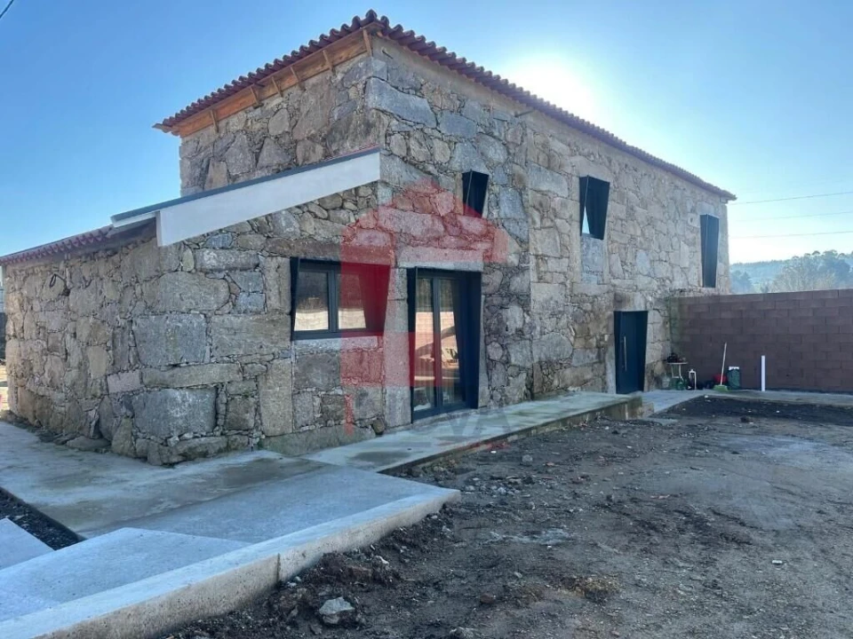 Moradia T2 para Venda em Lanhas Foto 20