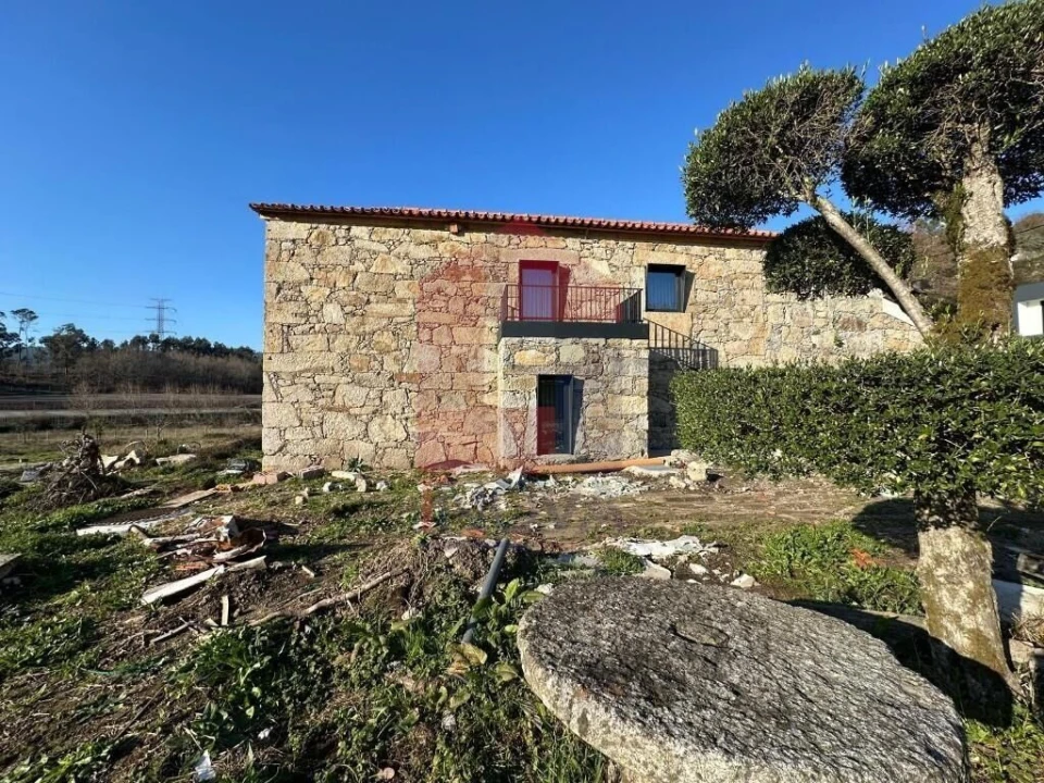 Moradia T2 para Venda em Lanhas Foto 24