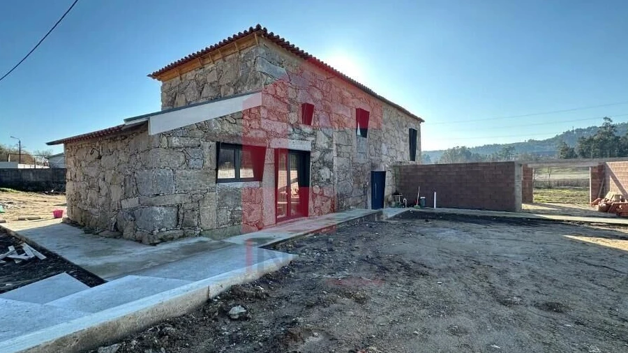 Moradia T2 para Venda em Lanhas