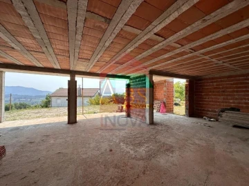 Moradia T3 para Venda em Prado (São Miguel)