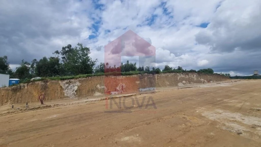 Terreno para Venda em Loureira Foto 25