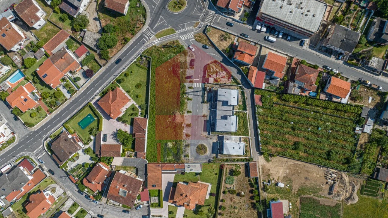 Moradia T3 para Venda em Vila Verde e Barbudo Foto 24