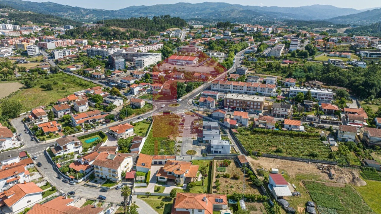 Moradia T3 para Venda em Vila Verde e Barbudo Foto 26