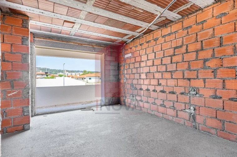 Moradia T3 para Venda em Vila Verde e Barbudo Foto 15