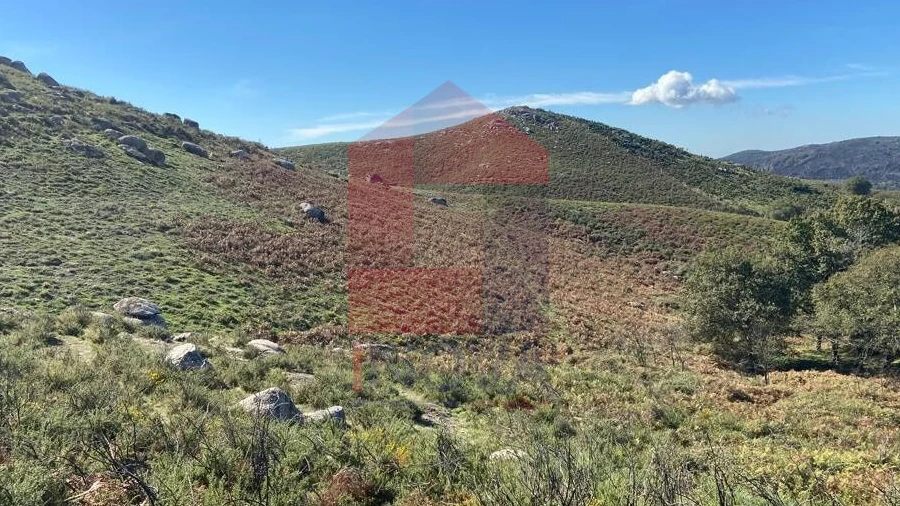 Terreno para Venda em Valdreu