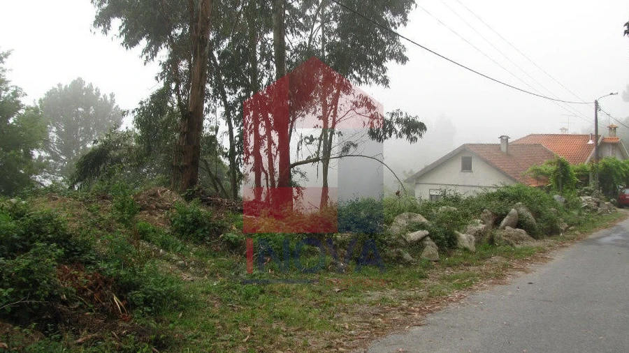 Terreno para Venda em Aboim da Nóbrega e Gondomar
