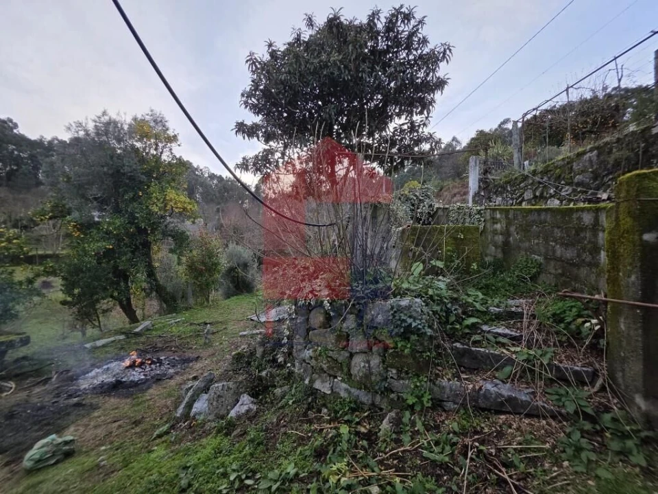 Moradia T2 para Venda em Vila Verde e Barbudo Foto 21