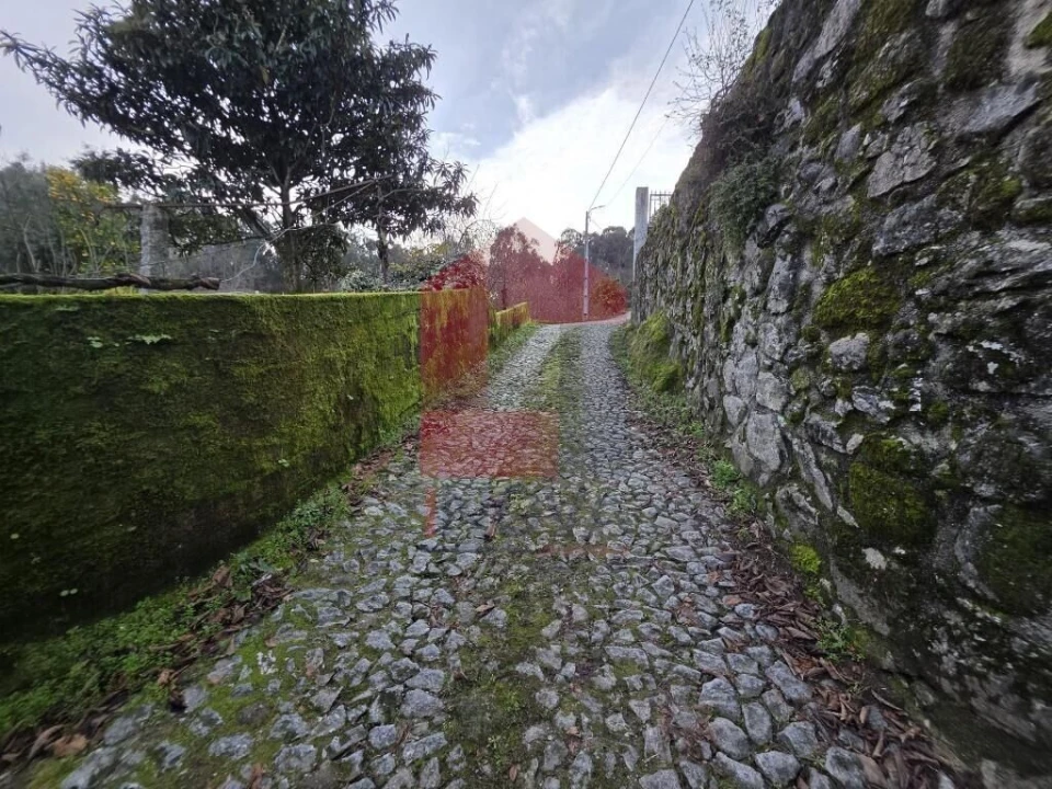 Moradia T2 para Venda em Vila Verde e Barbudo Foto 27