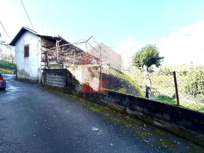 Moradia T3 para Venda em Turiz Foto 32