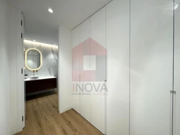 Moradia T4 para Venda em Turiz