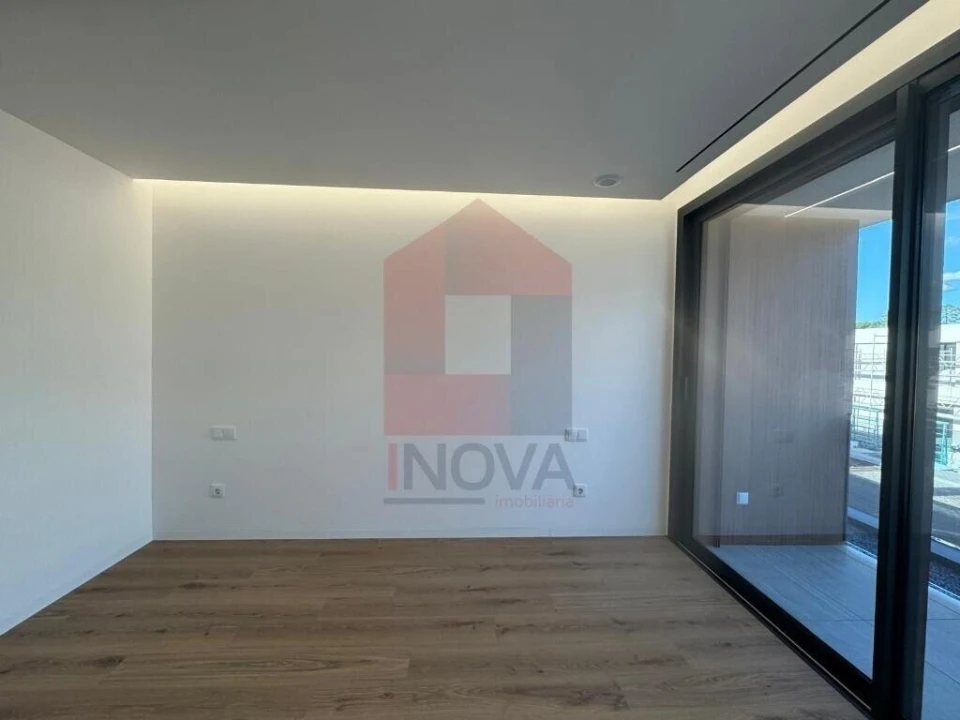 Moradia T4 para Venda em Turiz Foto 16