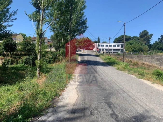 Terreno para Venda em Vila Verde e Barbudo Foto 4