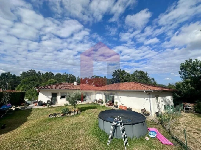 Moradia T3 para Venda em Sabariz Foto 27