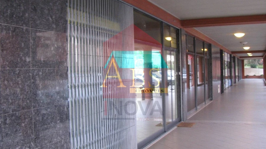 Loja para Venda em Vila Verde e Barbudo