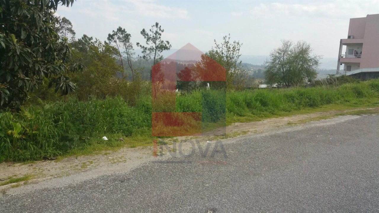 Terreno para Venda em Vila Verde e Barbudo Foto 6