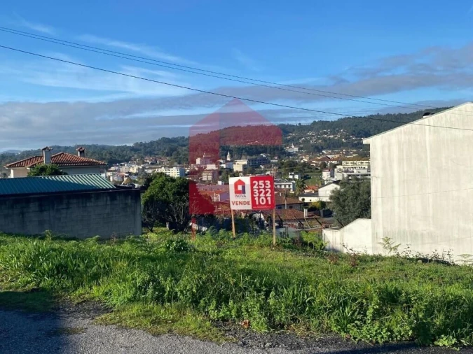 Terreno para Venda em Vila Verde e Barbudo Foto 17