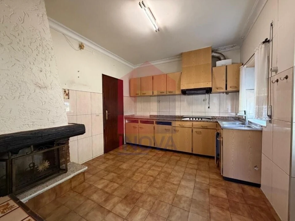 Moradia T3 para Venda em Vila Verde e Barbudo Foto 3