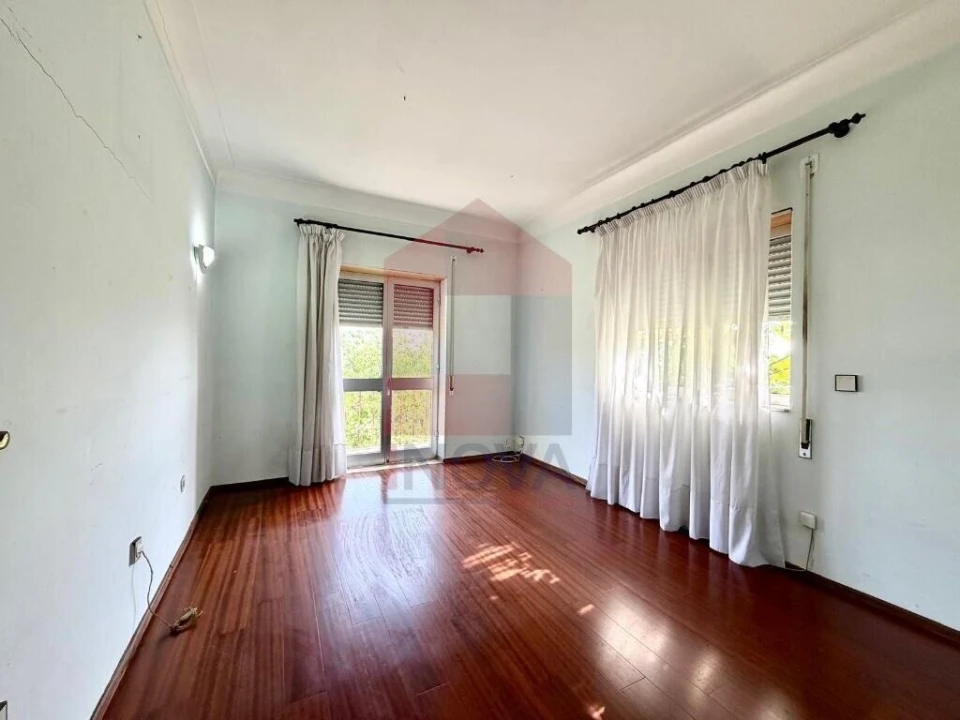 Moradia T3 para Venda em Vila Verde e Barbudo Foto 13