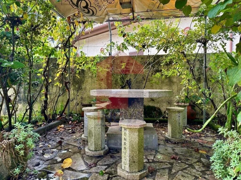 Moradia T3 para Venda em Vila Verde e Barbudo Foto 31