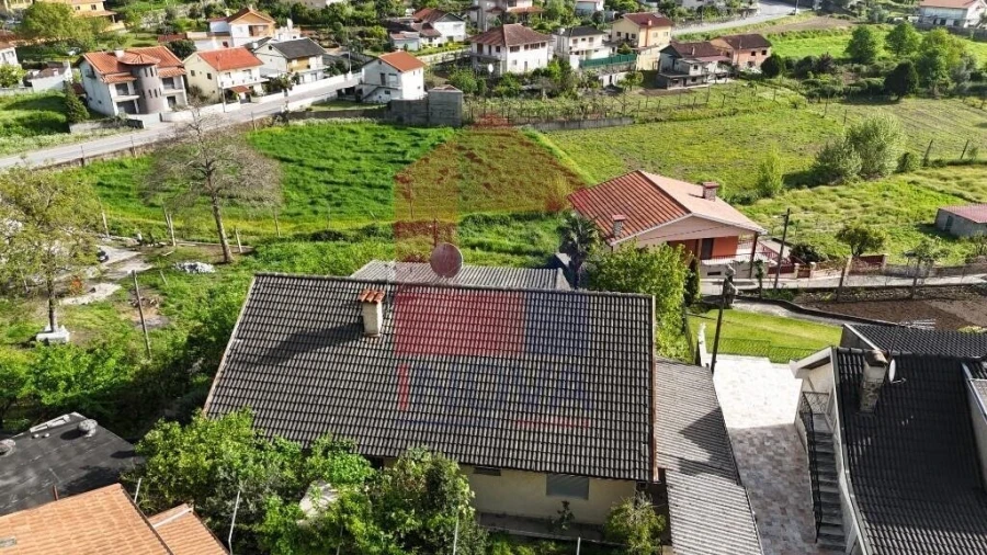 Moradia T3 para Venda em Vila Verde e Barbudo Foto 72
