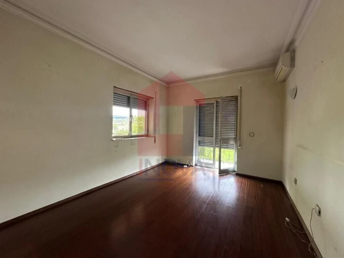 Moradia T3 para Venda em Vila Verde e Barbudo Foto 13