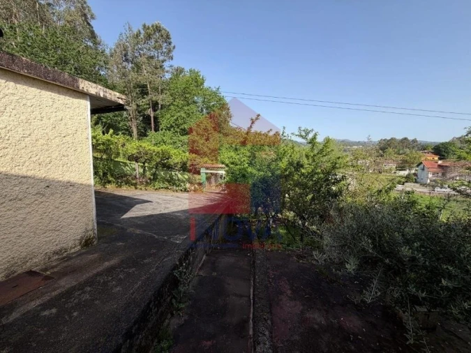 Moradia T3 para Venda em Vila Verde e Barbudo Foto 42