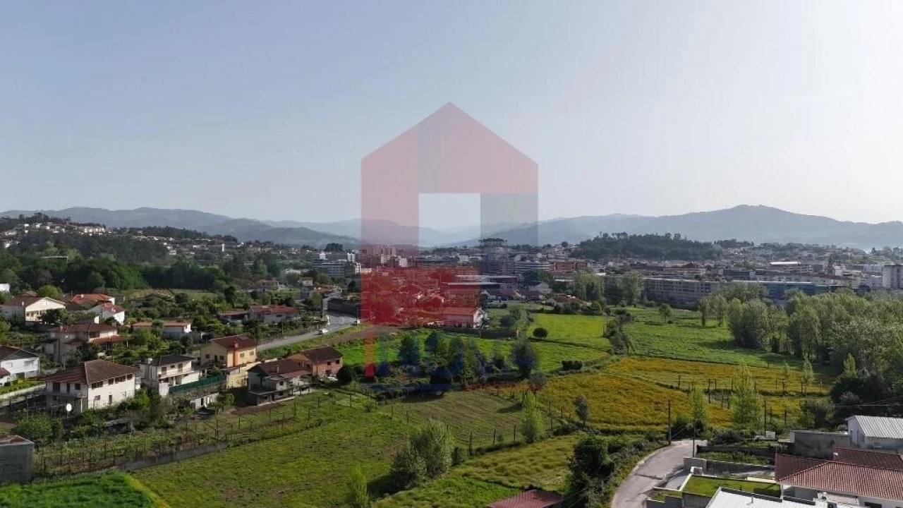 Moradia T3 para Venda em Vila Verde e Barbudo Foto 74