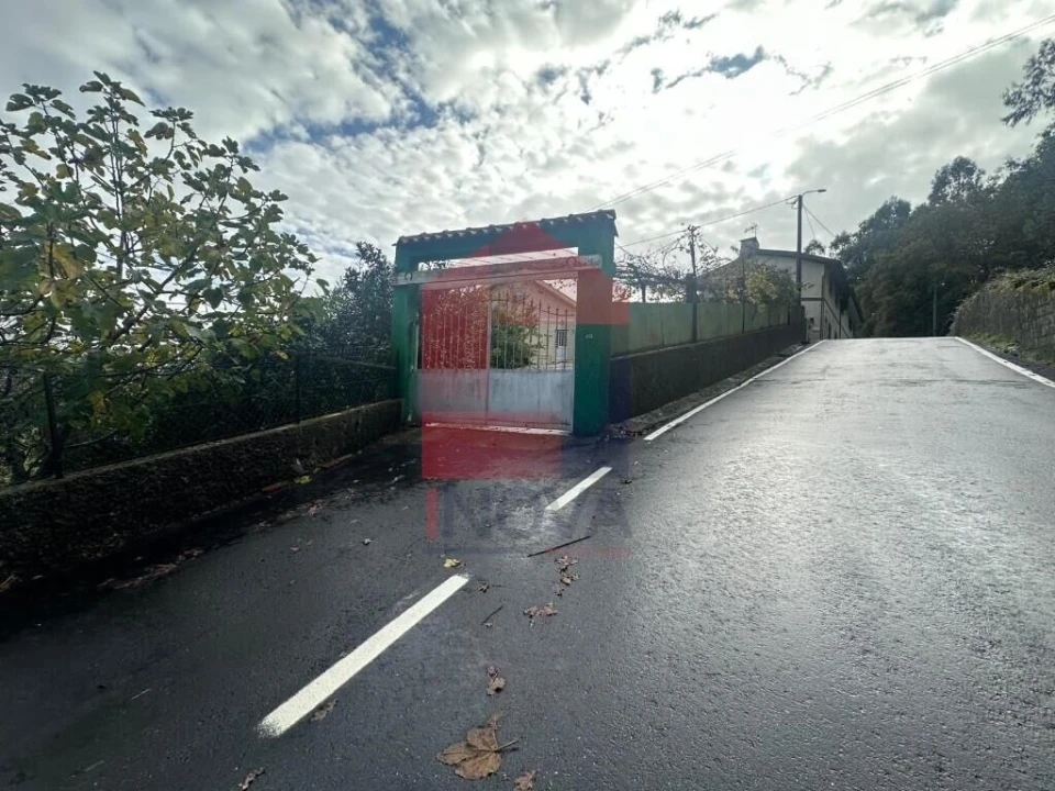 Moradia T3 para Venda em Vila Verde e Barbudo Foto 38