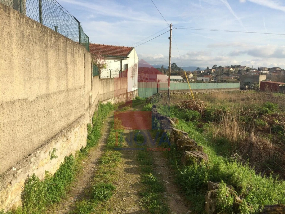 Terreno para Venda em Vila Verde e Barbudo Foto 5