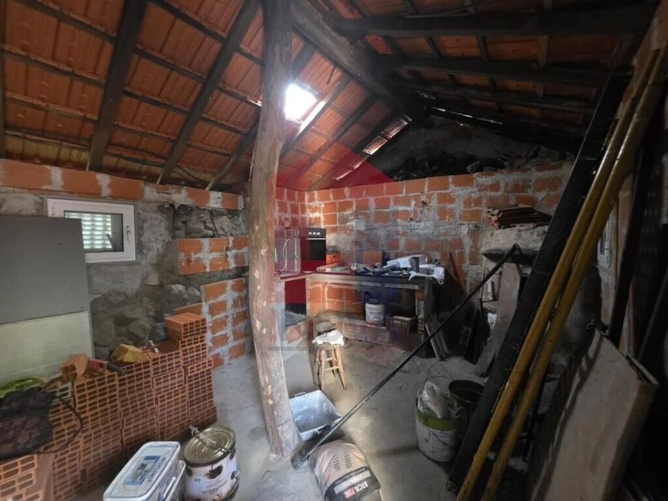 Moradia T1 para Venda em Pico Foto 9