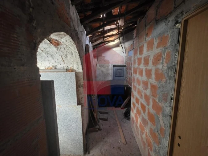 Moradia T1 para Venda em Pico Foto 12