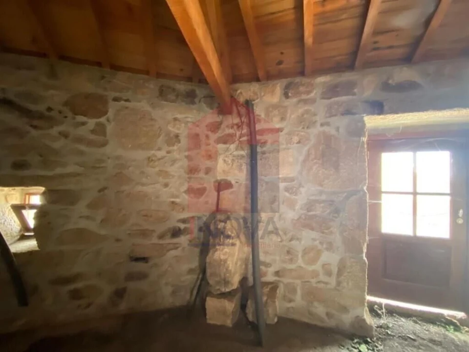 Moradia T0 para Venda em Portela Foto 13