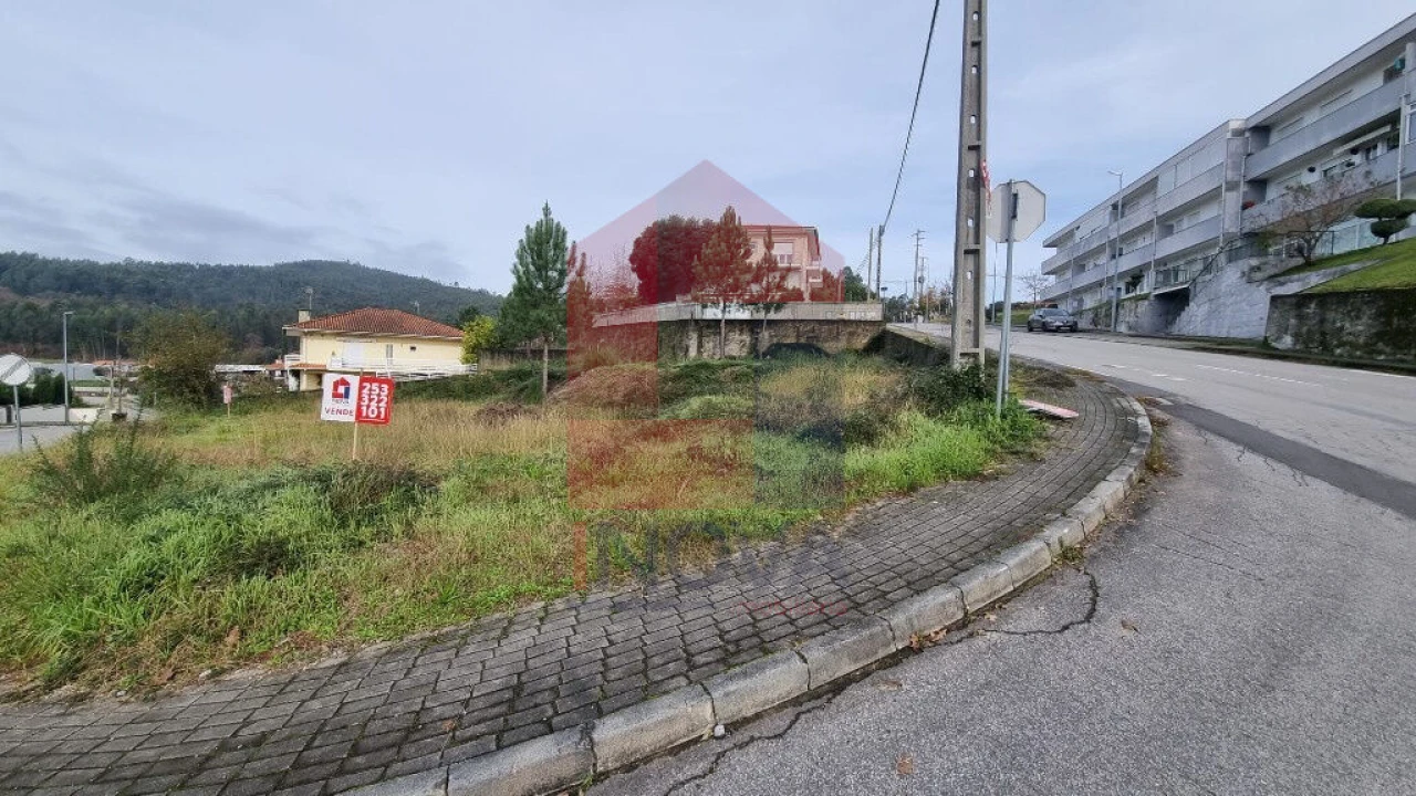 Terreno para Venda em Oliveira Foto 3