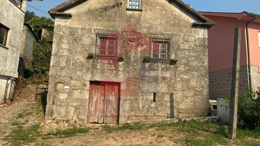 Moradia T1 para Venda em Aboim da Nóbrega e Gondomar