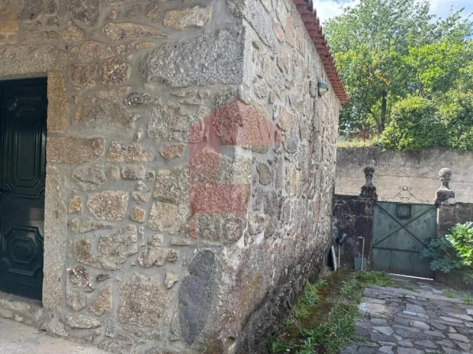 Moradia T4 para Venda em Lago Foto 50