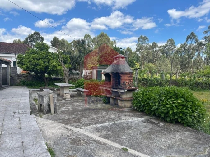 Moradia T4 para Venda em Lago Foto 42