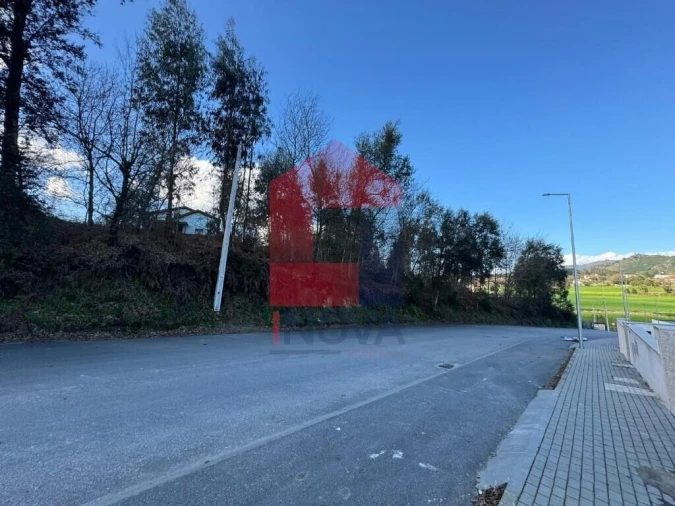 Terreno para Venda em Coucieiro Foto 8