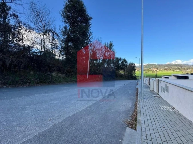 Terreno para Venda em Coucieiro Foto 19