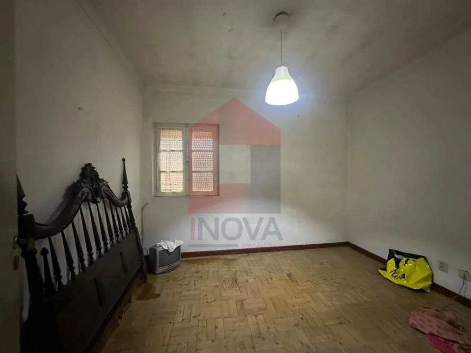 Moradia T3 para Venda em Vila Verde e Barbudo Foto 6