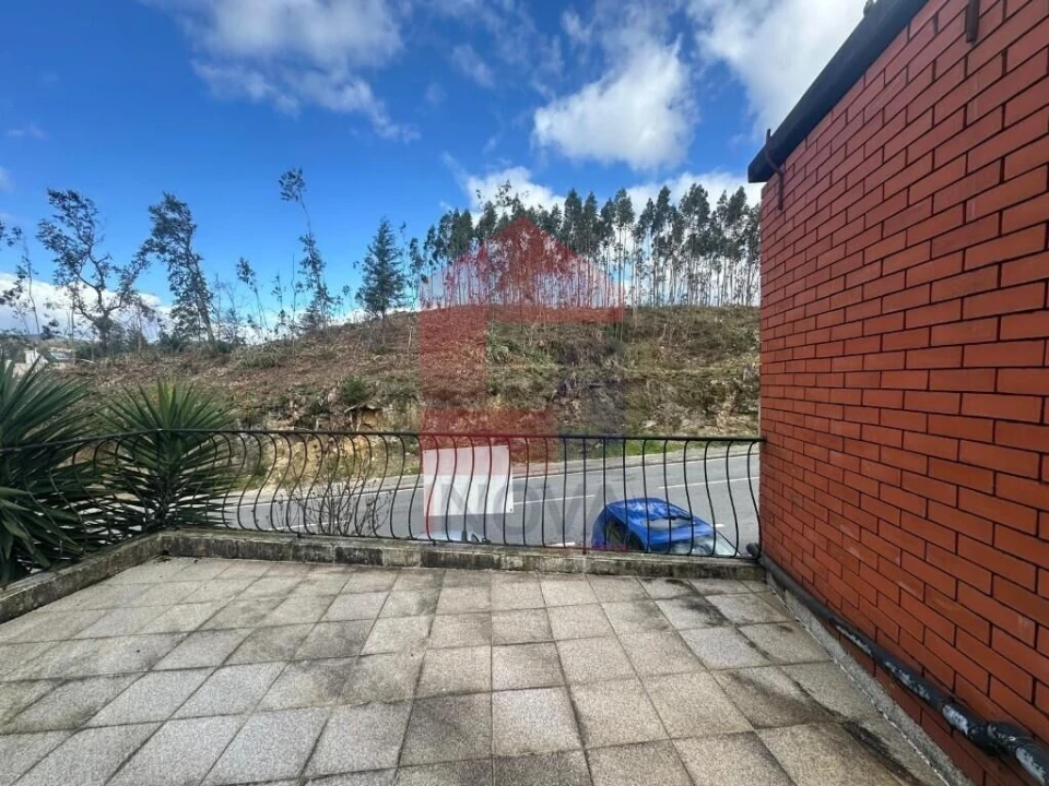 Moradia T3 para Venda em Vila Verde e Barbudo Foto 10