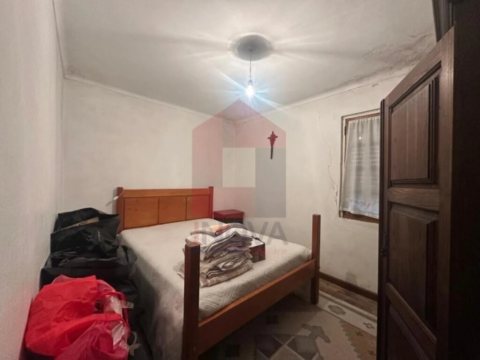 Moradia T3 para Venda em Vila Verde e Barbudo Foto 8