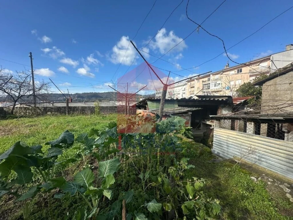 Moradia T3 para Venda em Vila Verde e Barbudo Foto 15