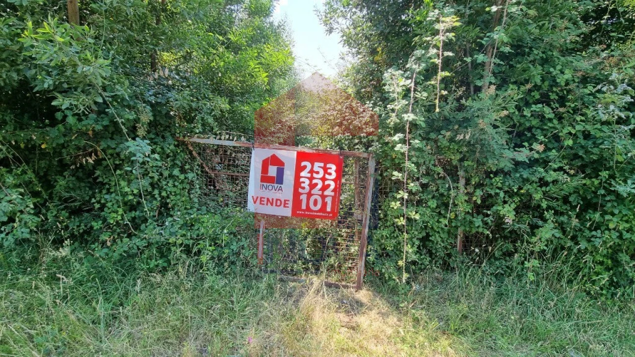 Moradia T0 para Venda em Romarigães Foto 9