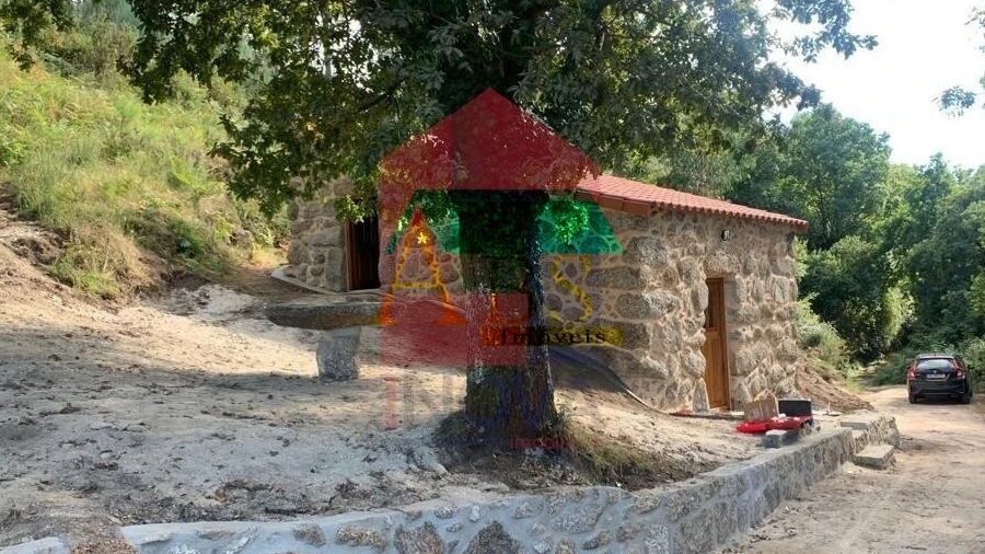 Terreno para Venda em Azias