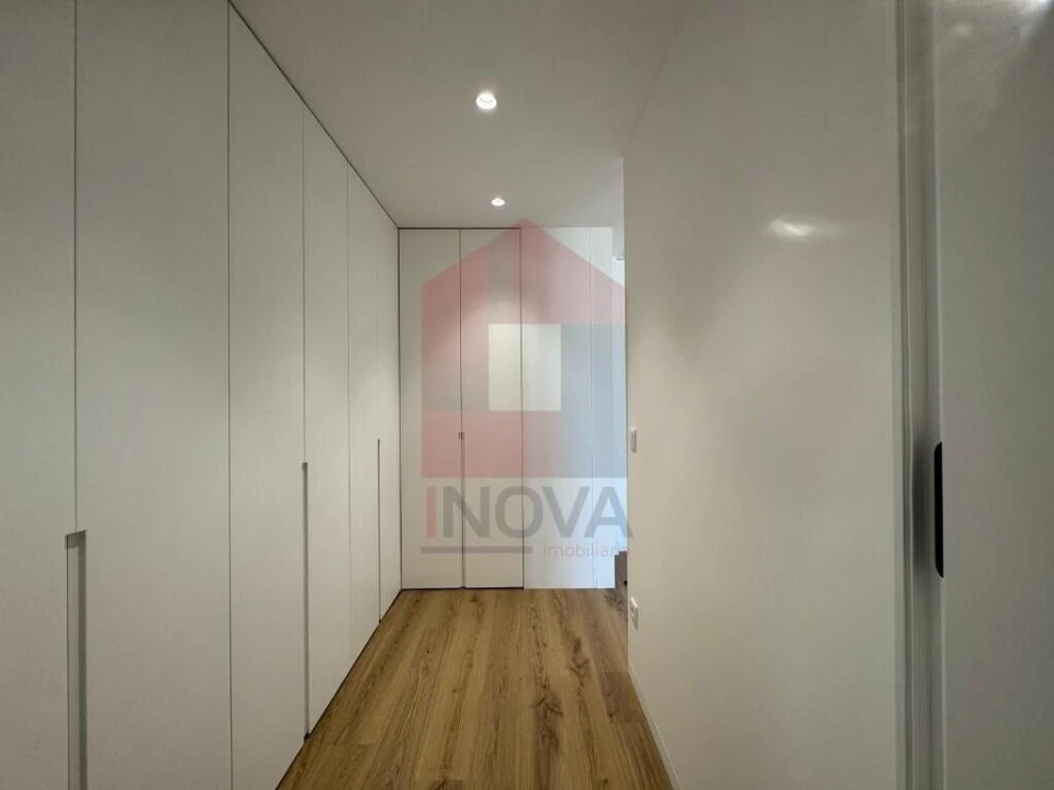 Moradia T4 para Venda em Turiz Foto 26