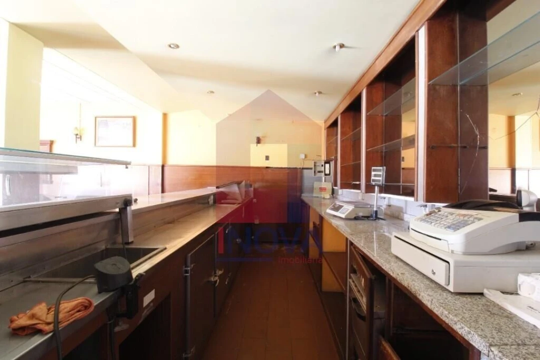 Moradia T4 para Venda em Gême Foto 8