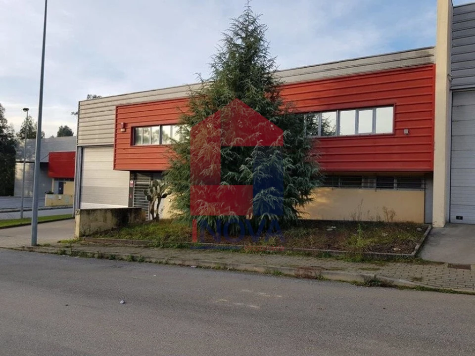 Armazém para Venda em Oleiros Foto 3