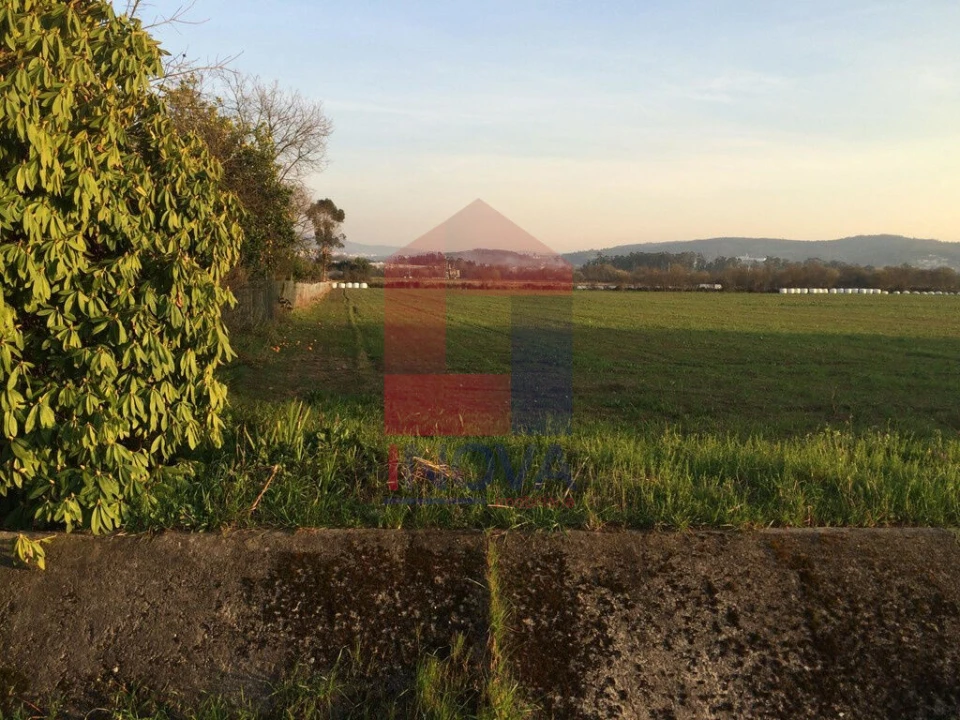 Terreno para Venda em Cabanelas Foto 2