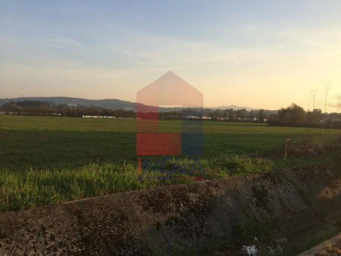 Terreno para Venda em Cabanelas Foto 3